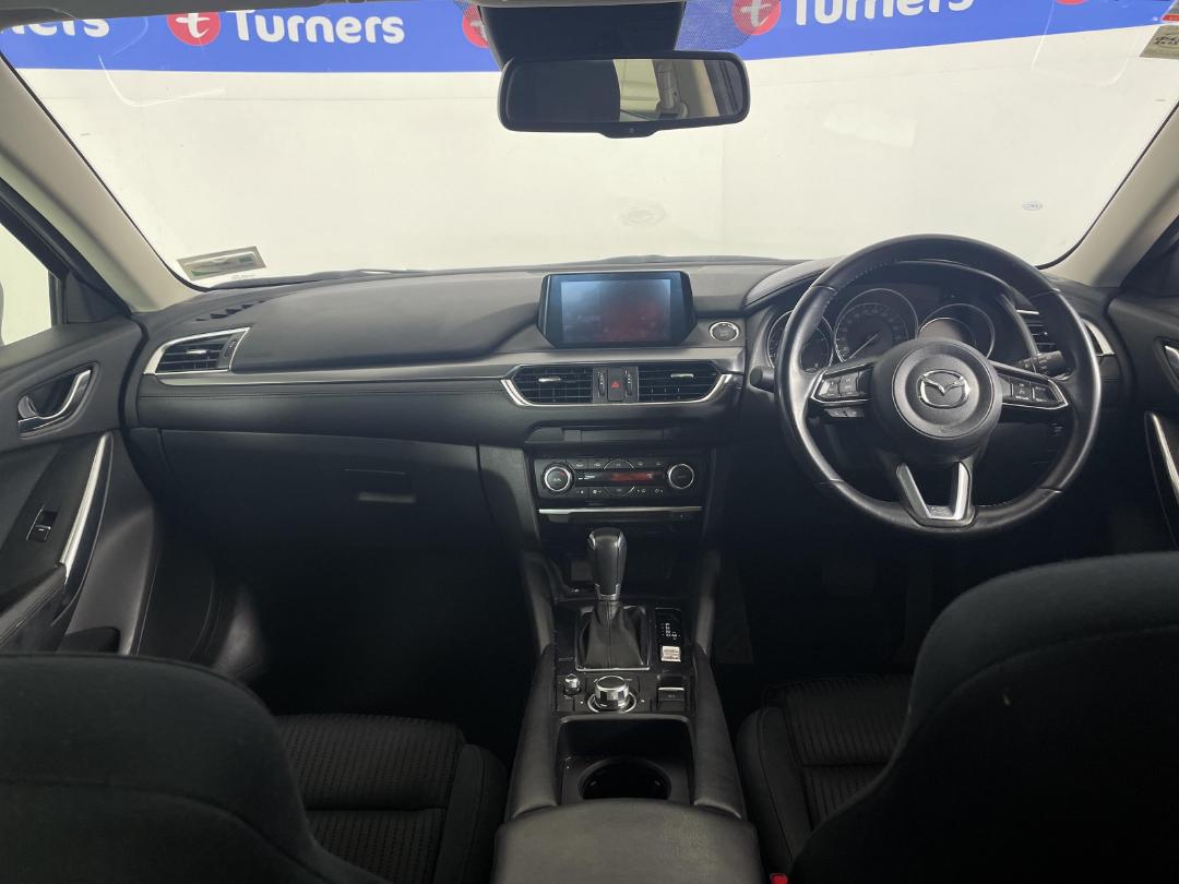 Photo '17' of Mazda Mazda6