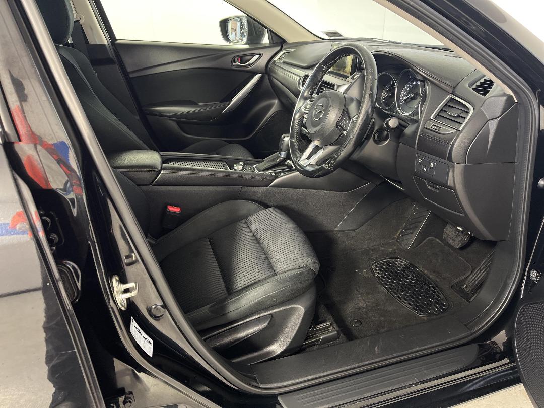 Photo '16' of Mazda Mazda6 Photo '16' of Mazda Mazda6