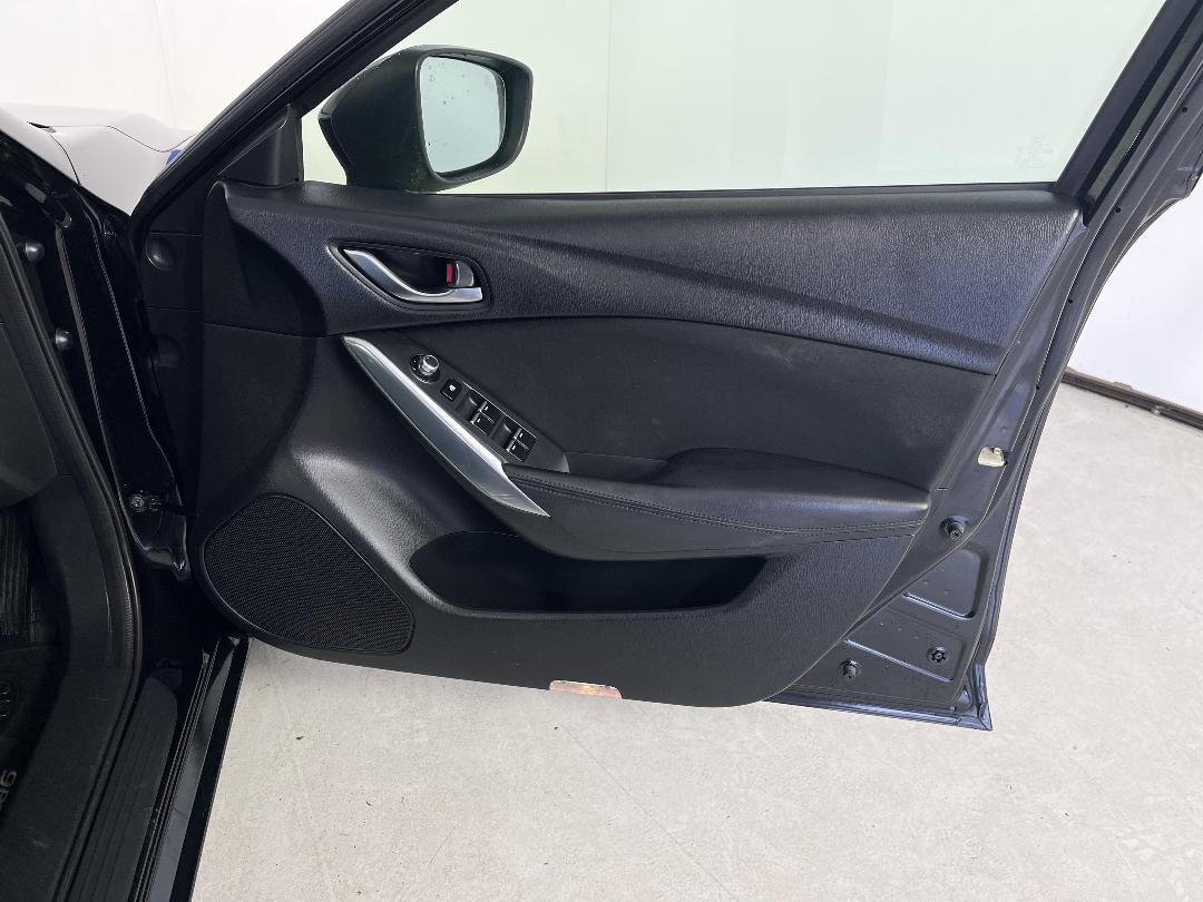 Photo '15' of Mazda Mazda6 Photo '15' of Mazda Mazda6