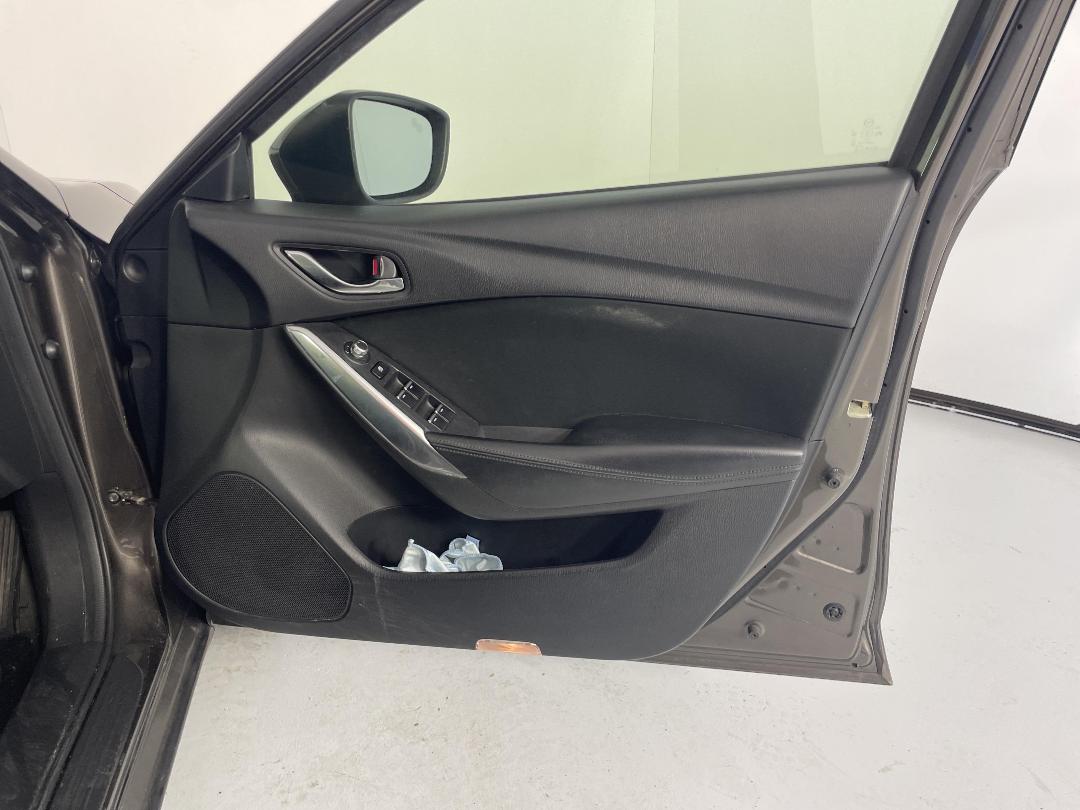 Photo '13' of Mazda Mazda6 GSX DS Photo '13' of Mazda Mazda6 GSX DS