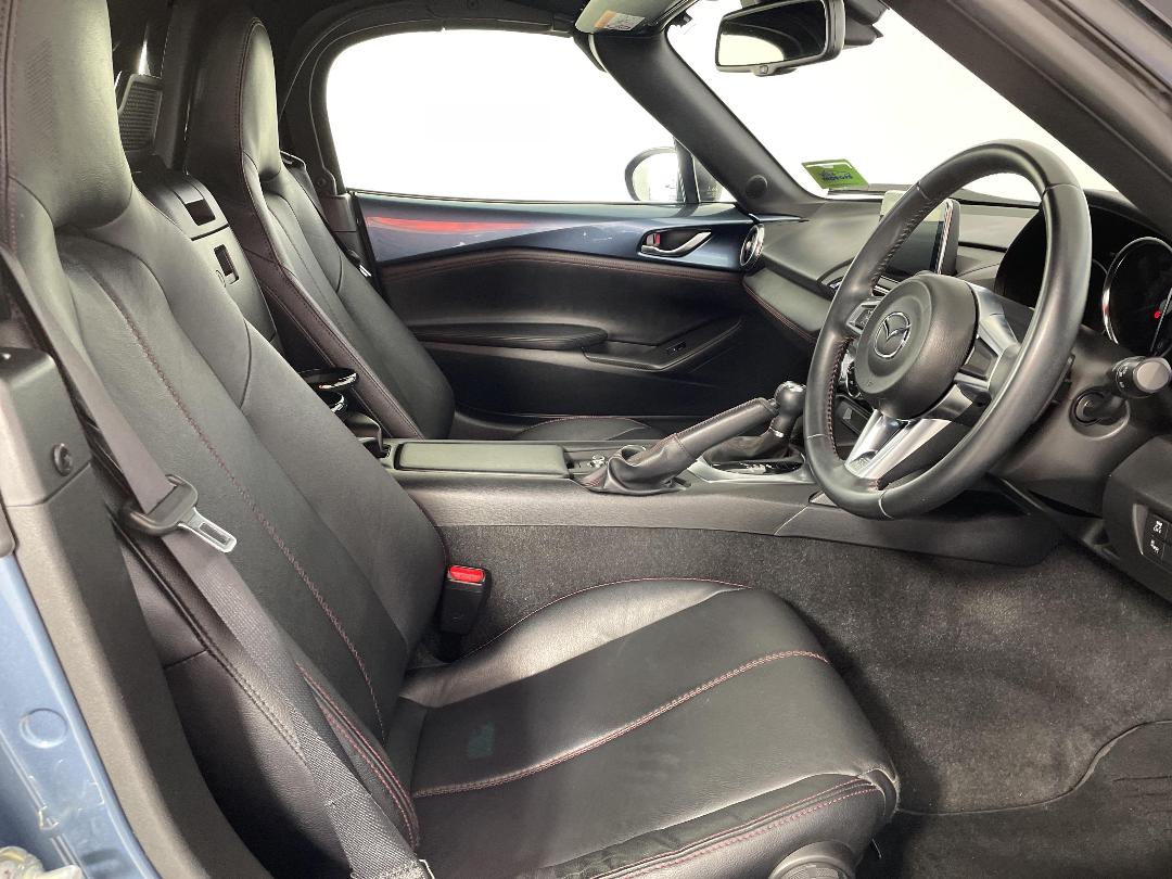 Photo '16' of Mazda MX-5 Photo '16' of Mazda MX-5