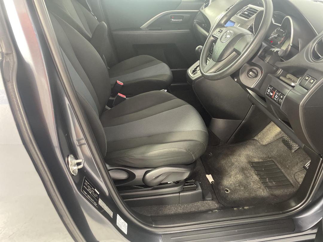 Photo '16' of Mazda Premacy Photo '16' of Mazda Premacy