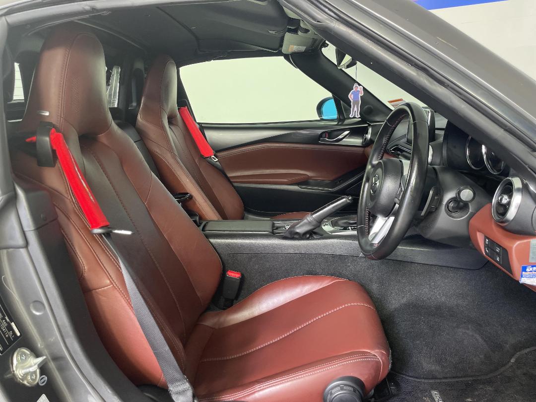 Photo '16' of Mazda Roadster Photo '16' of Mazda Roadster