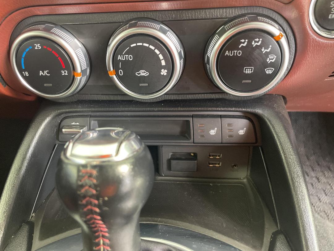 Photo '23' of Mazda Roadster Photo '23' of Mazda Roadster