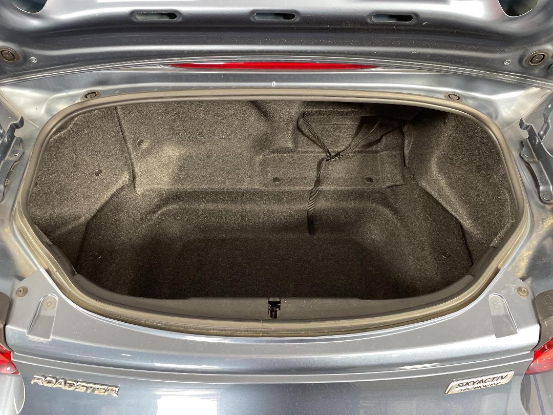 Photo '14' of Mazda Roadster Photo '14' of Mazda Roadster