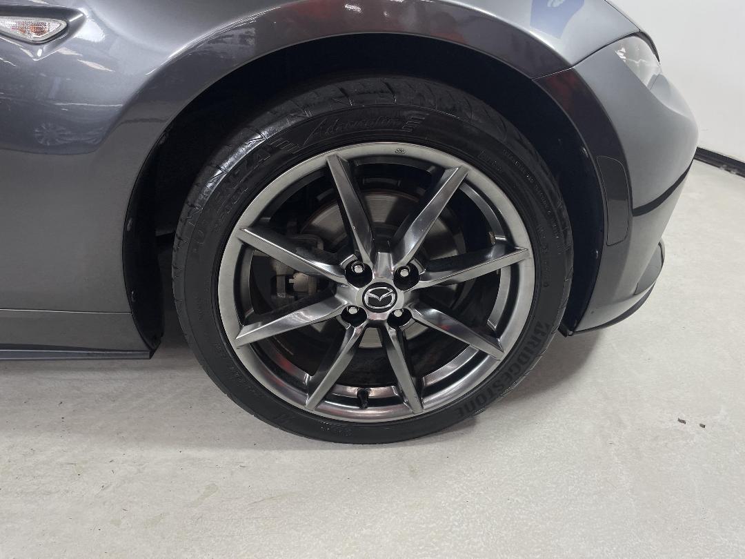 Photo '9' of Mazda Roadster