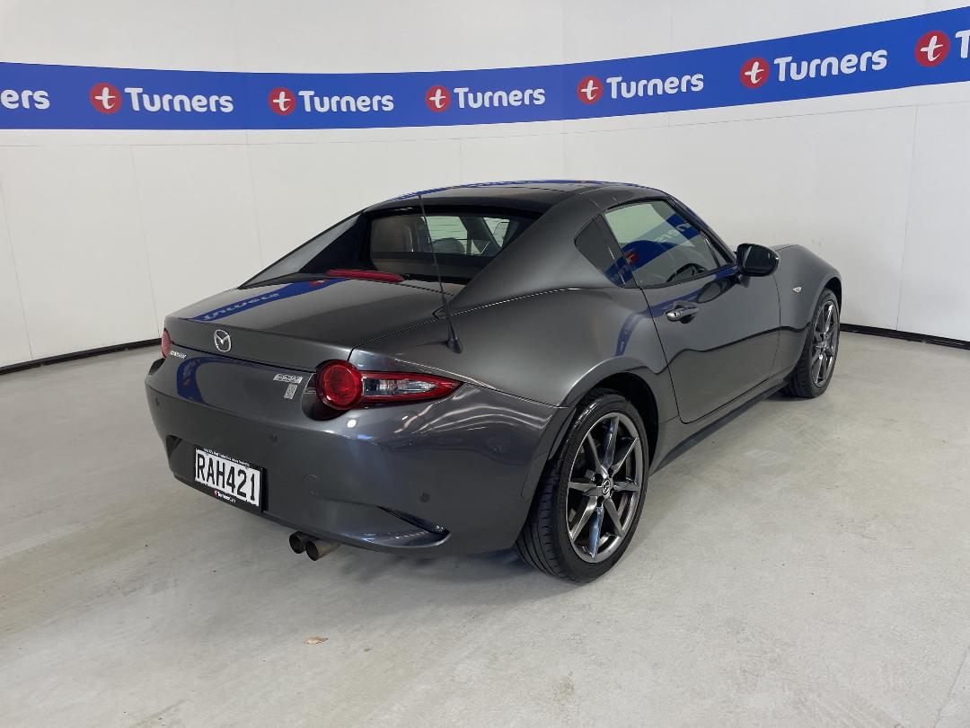 Photo '7' of Mazda Roadster