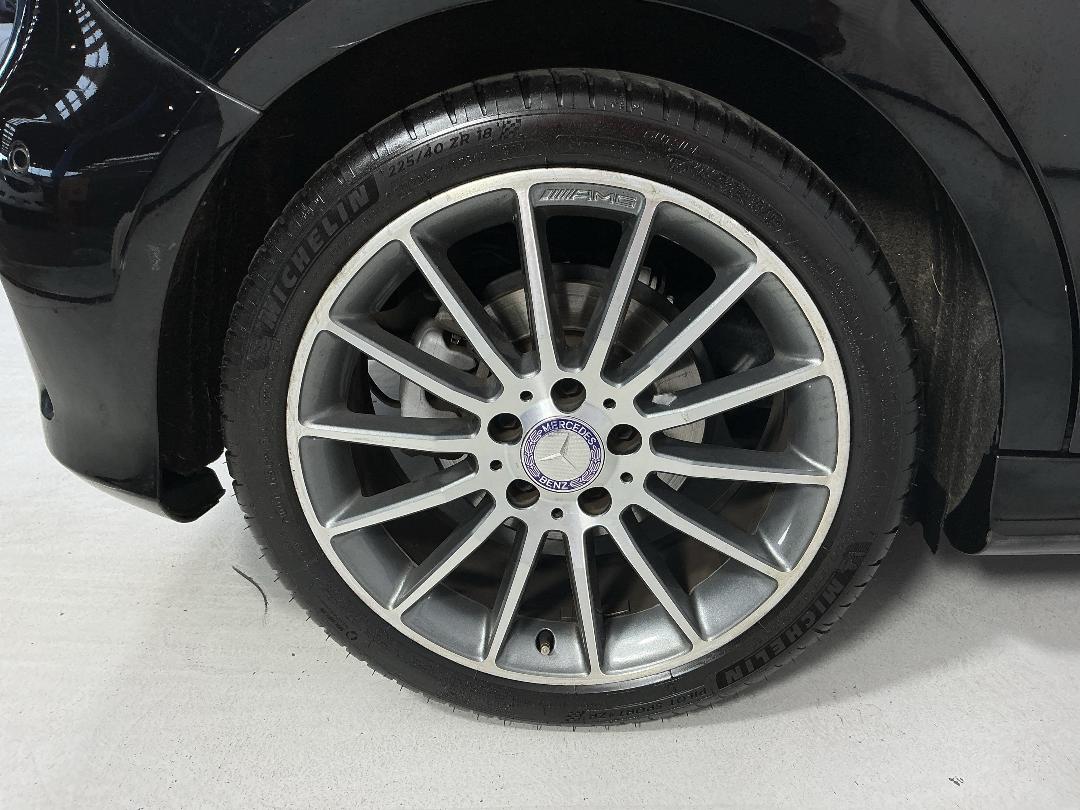 Photo '12' of Mercedes-Benz A-Class