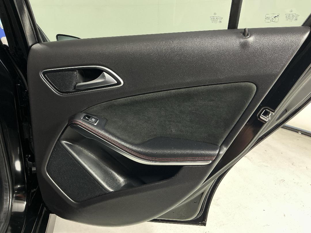 Photo '19' of Mercedes-Benz A-Class