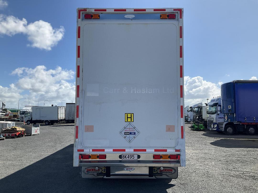 Photo '5' of Mercedes-Benz Arocs RIGID 3253L 8X4 Curtainsider