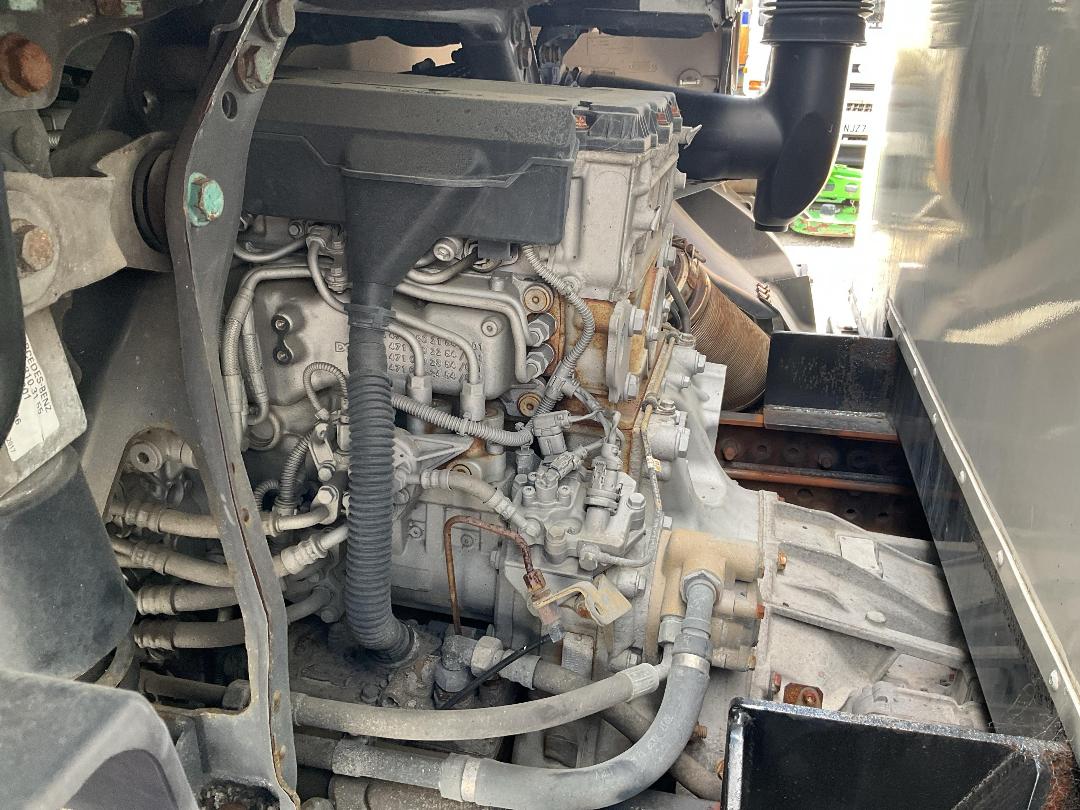 Photo '23' of Mercedes-Benz Arocs RIGID 3253L 8X4 Curtainsider