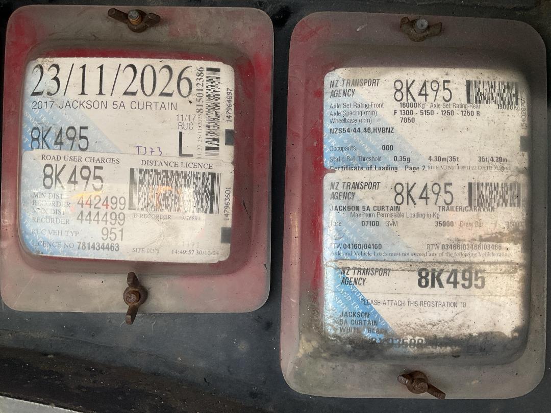 Photo '39' of Mercedes-Benz Arocs RIGID 3253L 8X4 Curtainsider