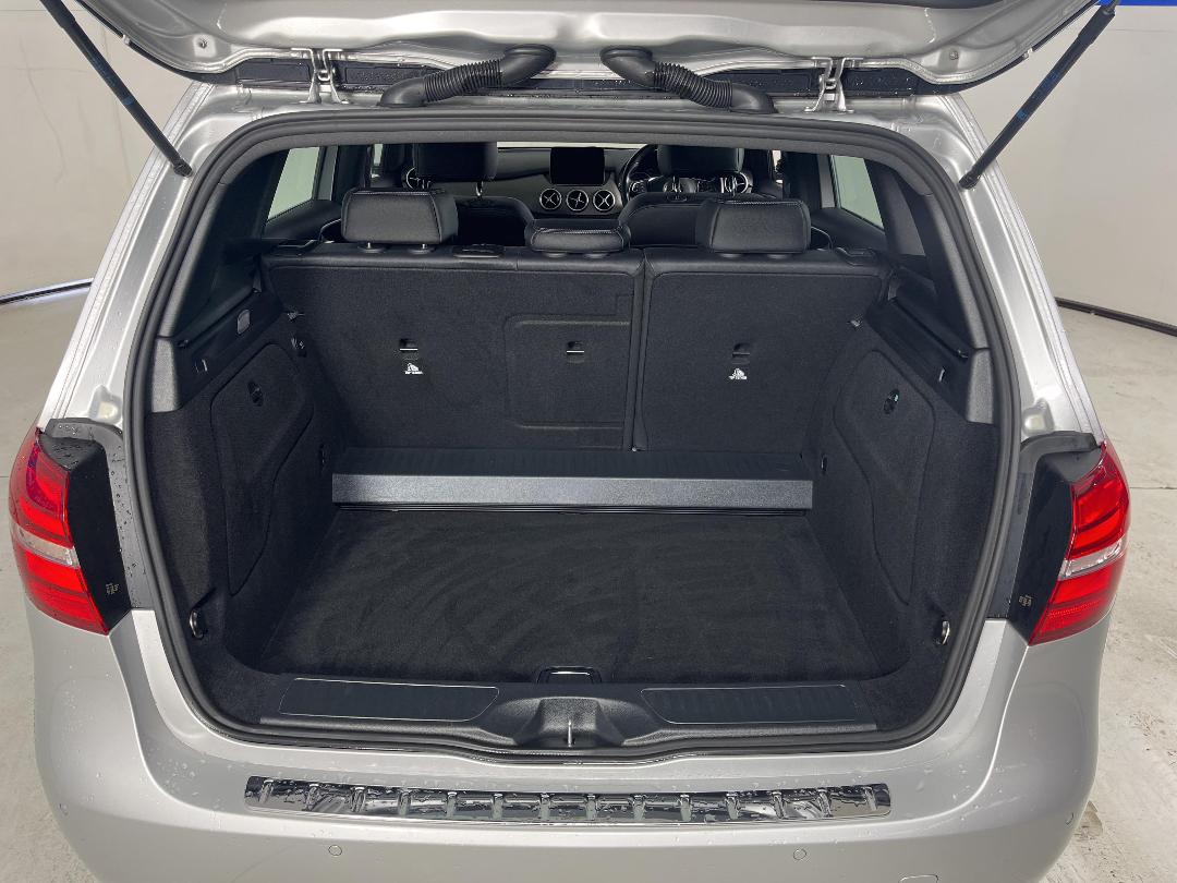 Photo '14' of Mercedes-Benz B-Class