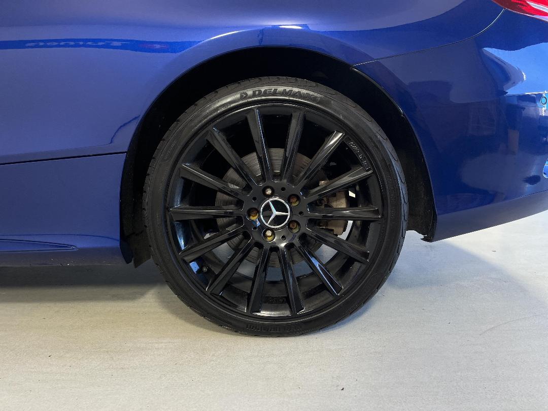 Photo '11' of Mercedes-Benz C-Class Photo '11' of Mercedes-Benz C-Class