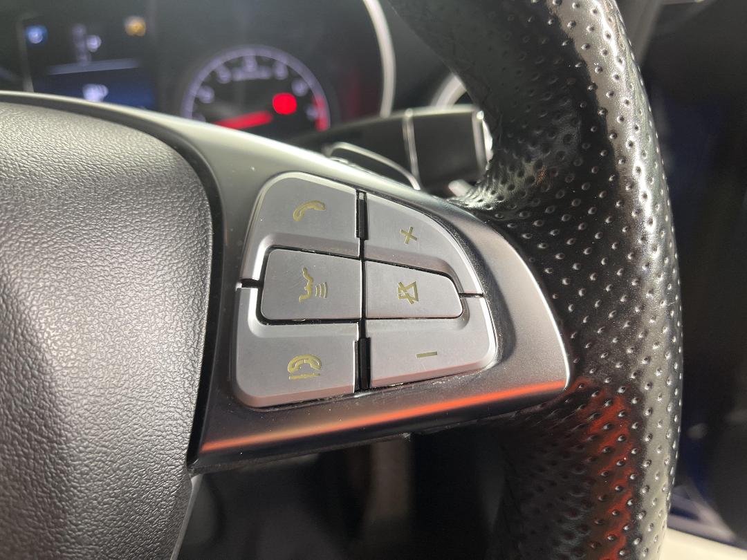 Photo '25' of Mercedes-Benz C-Class Photo '25' of Mercedes-Benz C-Class