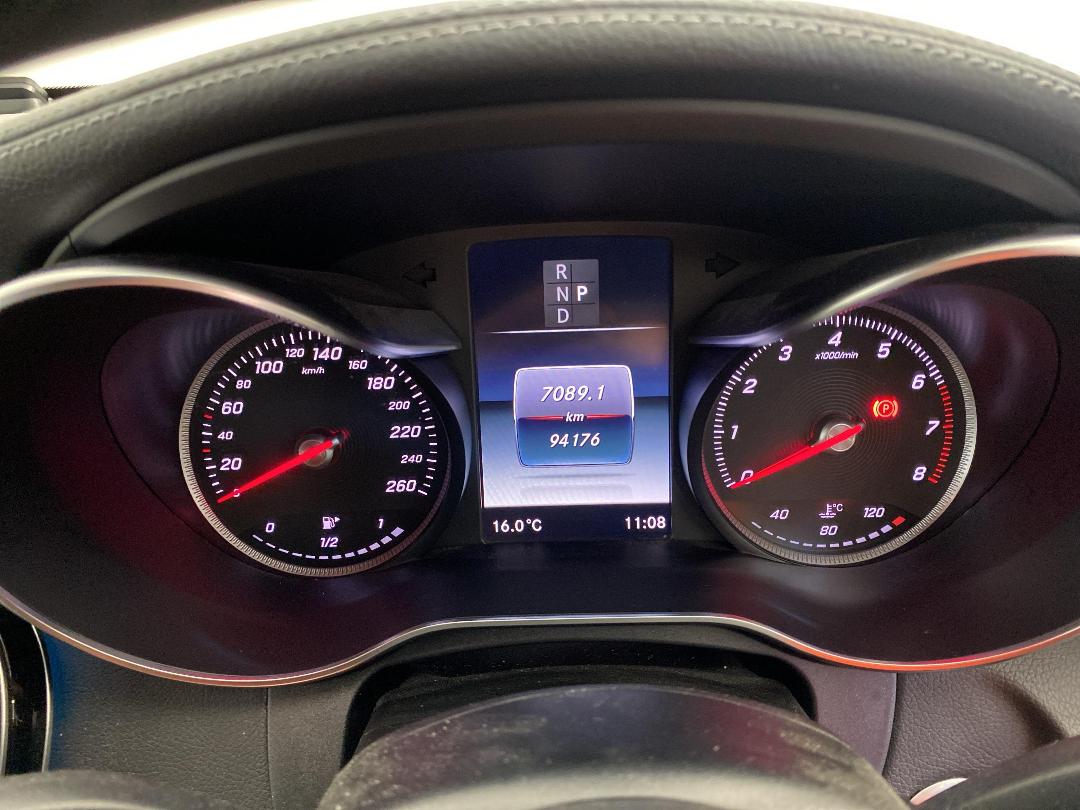 Photo '21' of Mercedes-Benz C-Class Photo '21' of Mercedes-Benz C-Class