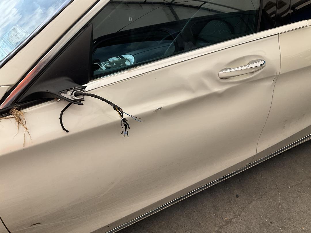 Photo '8' of Mercedes-Benz C350 E Photo '8' of Mercedes-Benz C350 E