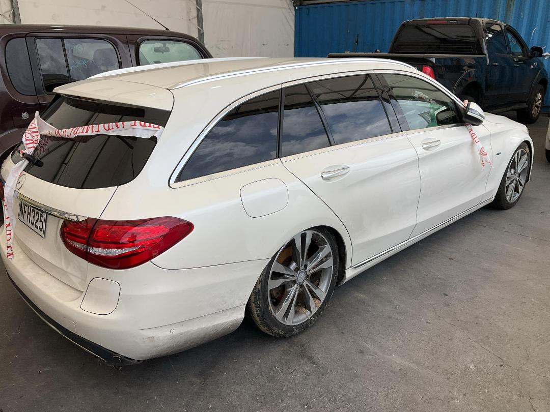 Photo '12' of Mercedes-Benz C350 E Photo '12' of Mercedes-Benz C350 E