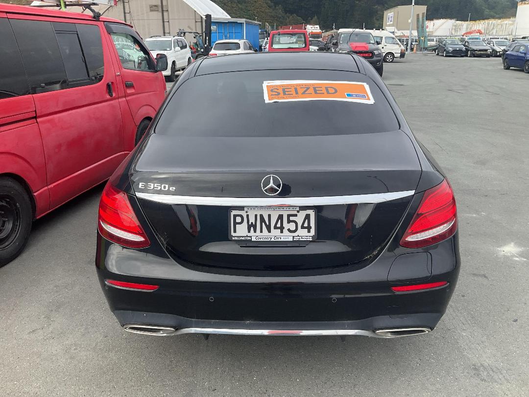 Photo '4' of Mercedes-Benz E350 E Hybrid