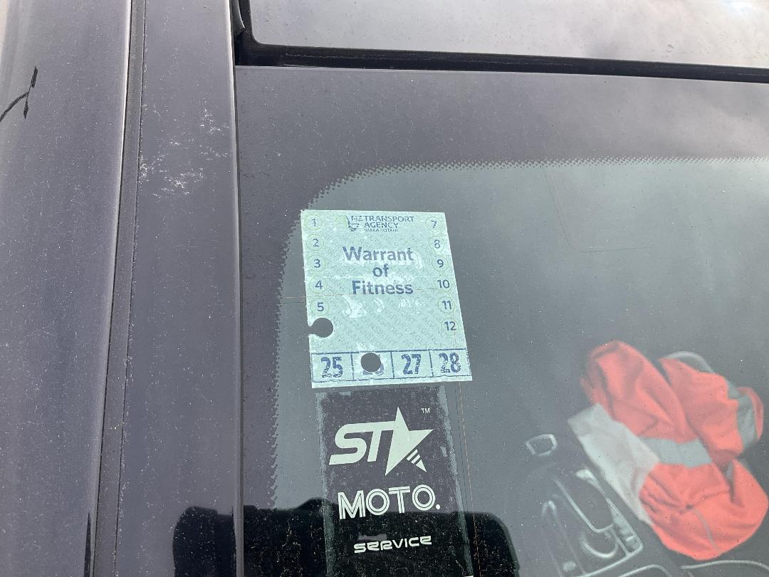 Photo '7' of Mercedes-Benz E350 E Hybrid