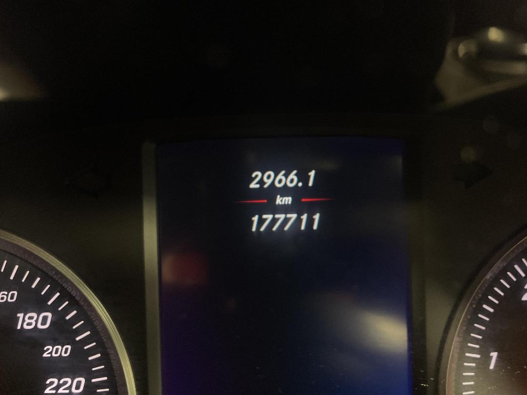 Photo '21' of Mercedes-Benz GLC220D Photo '21' of Mercedes-Benz GLC220D