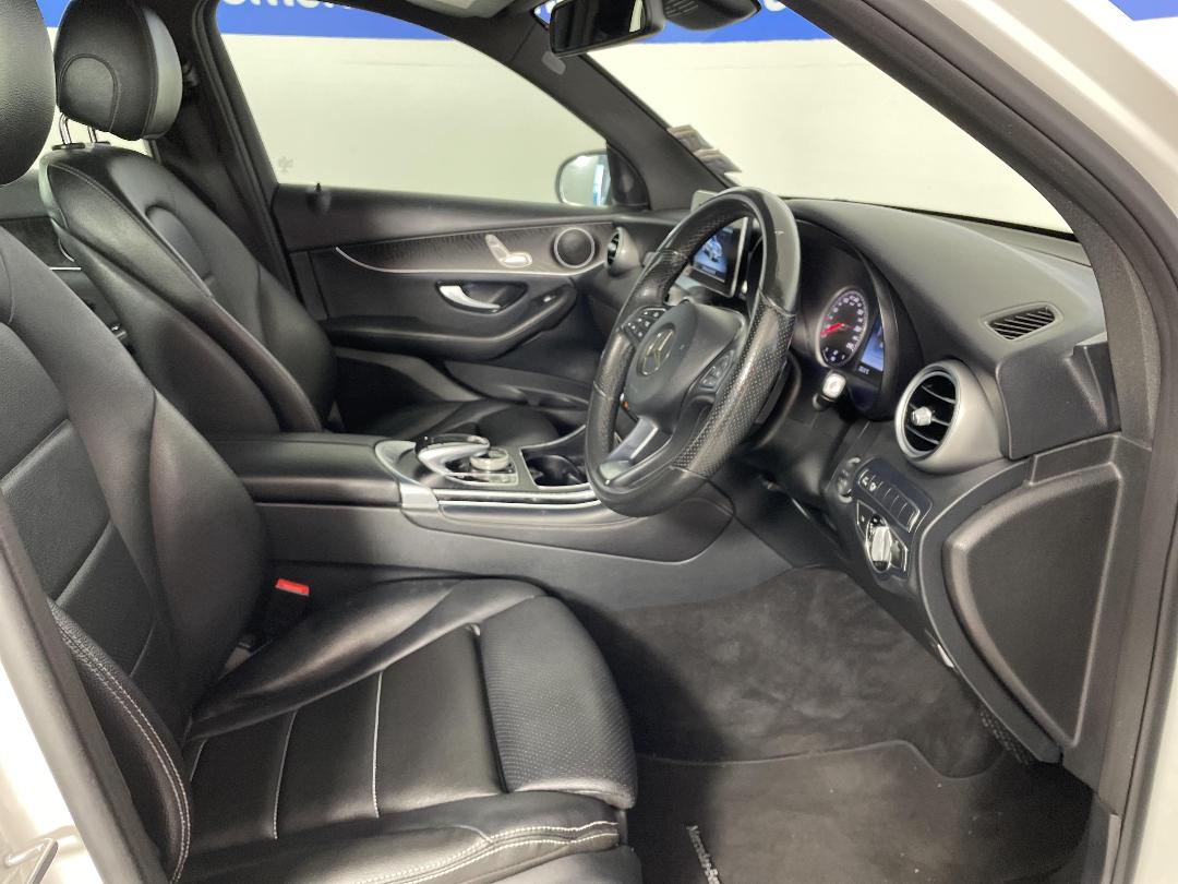 Photo '16' of Mercedes-Benz GLC220D Photo '16' of Mercedes-Benz GLC220D