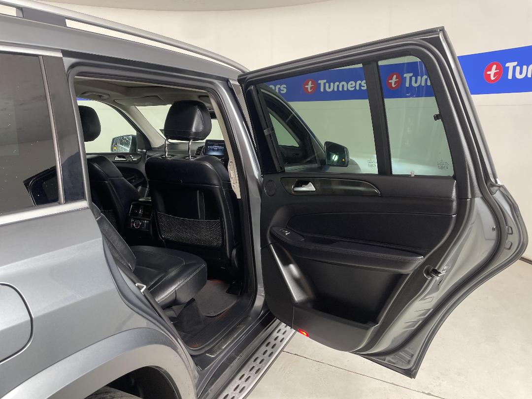 Photo '19' of Mercedes-Benz GLS 350D Photo '19' of Mercedes-Benz GLS 350D