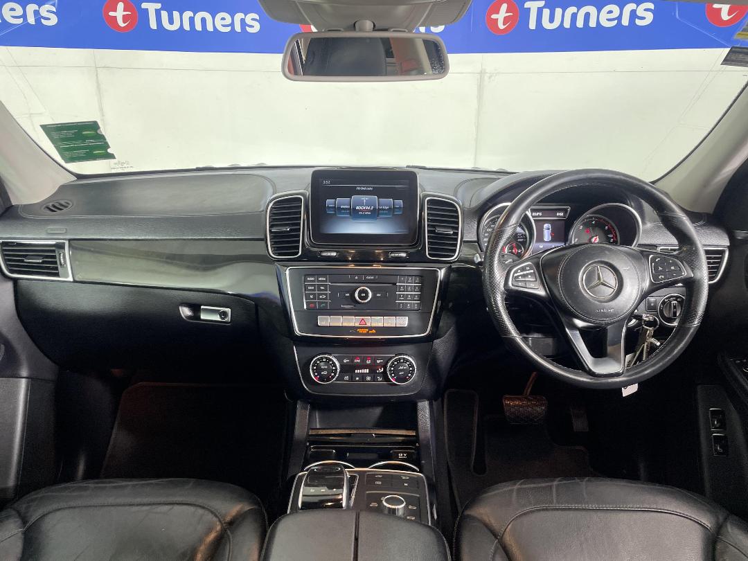 Photo '17' of Mercedes-Benz GLS 350D Photo '17' of Mercedes-Benz GLS 350D