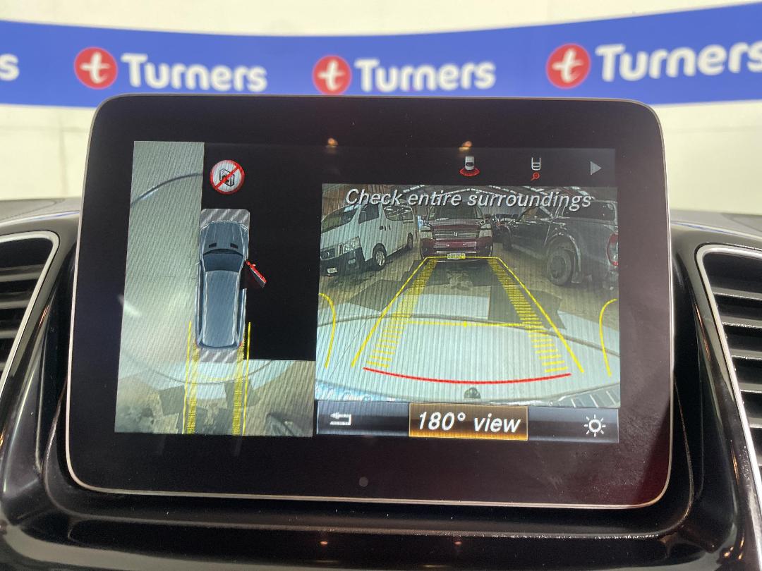 Photo '27' of Mercedes-Benz GLS 350D Photo '27' of Mercedes-Benz GLS 350D