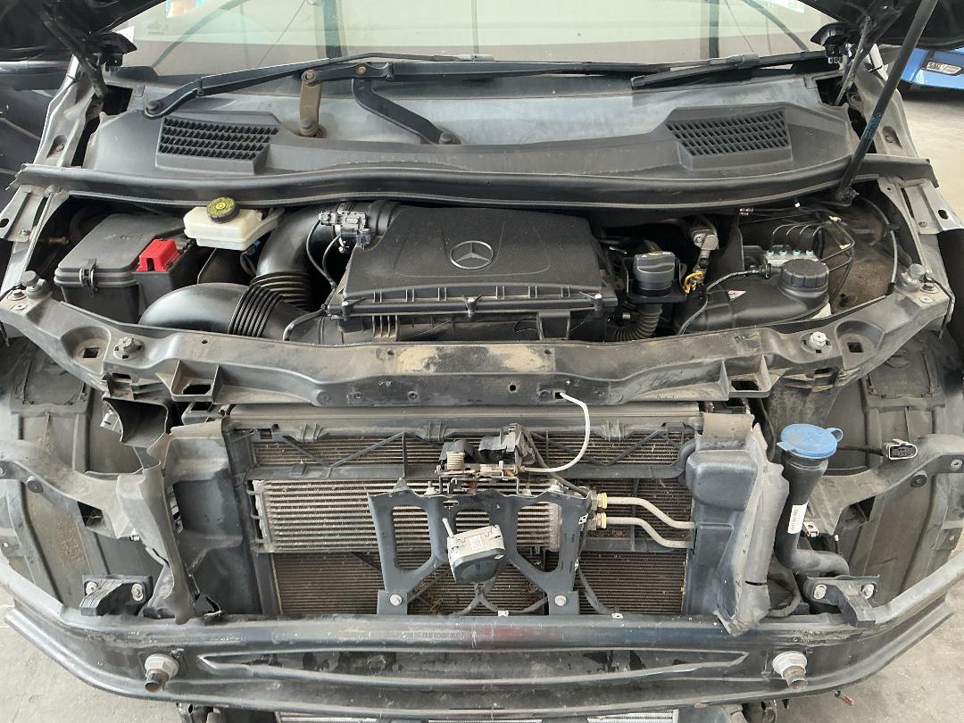 Photo '13' of Mercedes-Benz V-Class V250 D Avantgarde Photo '13' of Mercedes-Benz V-Class V250 D Avantgarde