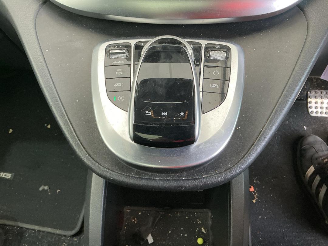 Photo '11' of Mercedes-Benz V-Class V250 D Avantgarde Photo '11' of Mercedes-Benz V-Class V250 D Avantgarde