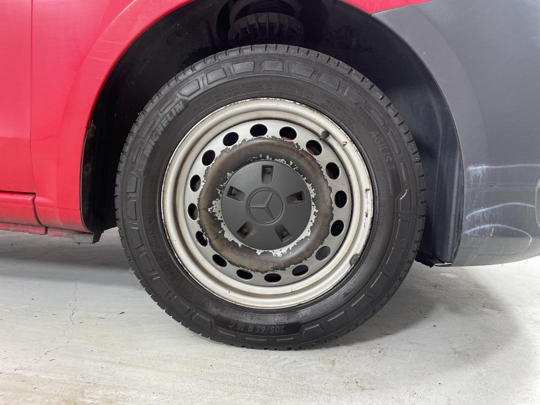 Photo '9' of Mercedes-Benz Vito Photo '9' of Mercedes-Benz Vito