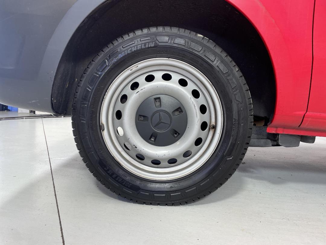 Photo '12' of Mercedes-Benz Vito Photo '12' of Mercedes-Benz Vito