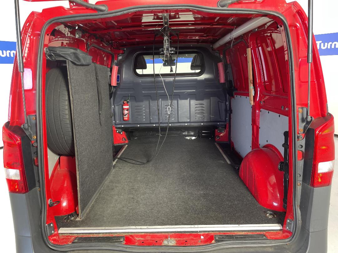 Photo '14' of Mercedes-Benz Vito Photo '14' of Mercedes-Benz Vito