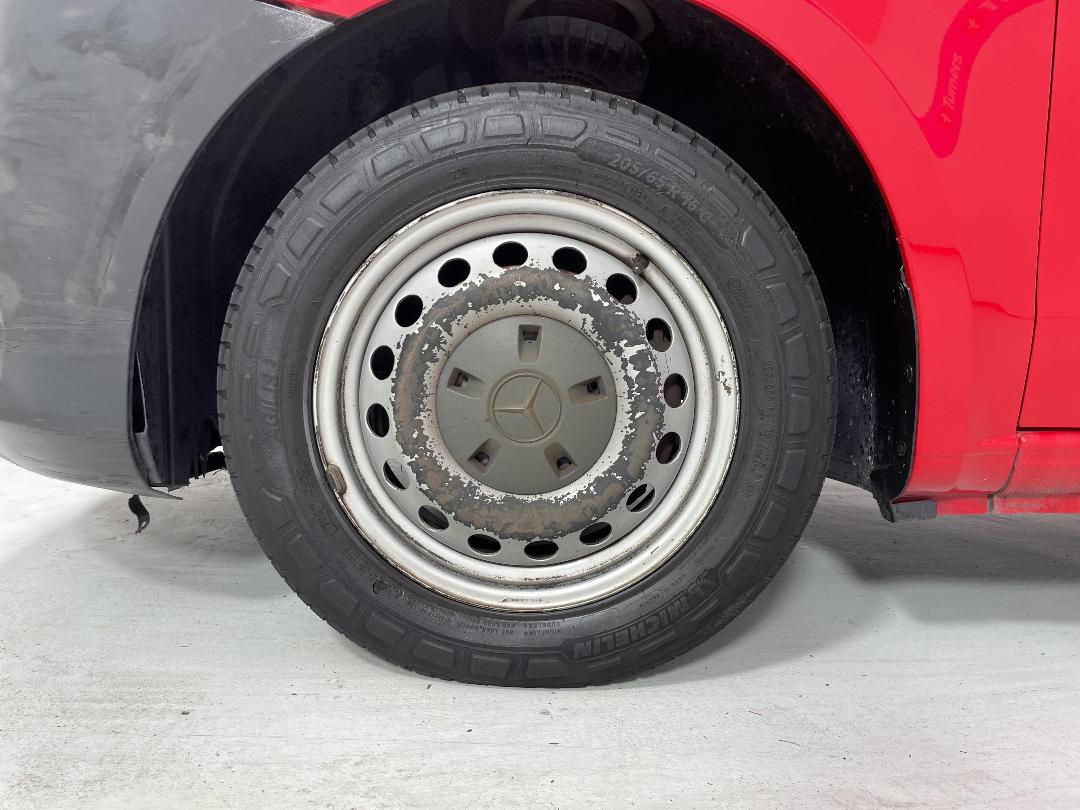 Photo '10' of Mercedes-Benz Vito Photo '10' of Mercedes-Benz Vito