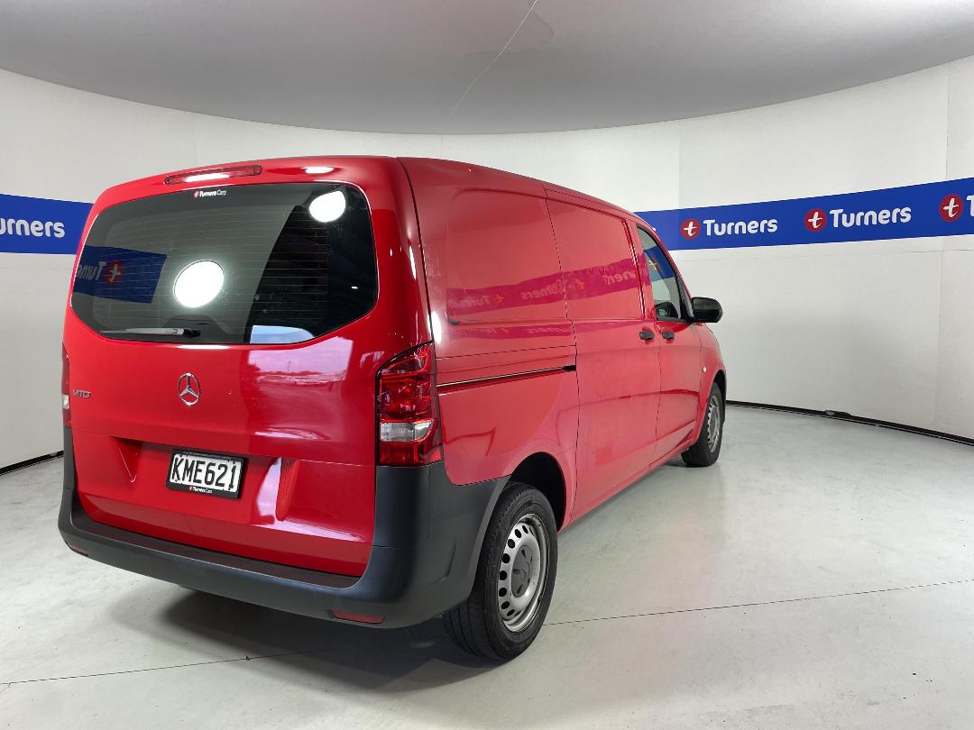 Photo '7' of Mercedes-Benz Vito Photo '7' of Mercedes-Benz Vito