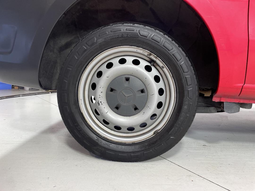 Photo '12' of Mercedes-Benz Vito Photo '12' of Mercedes-Benz Vito