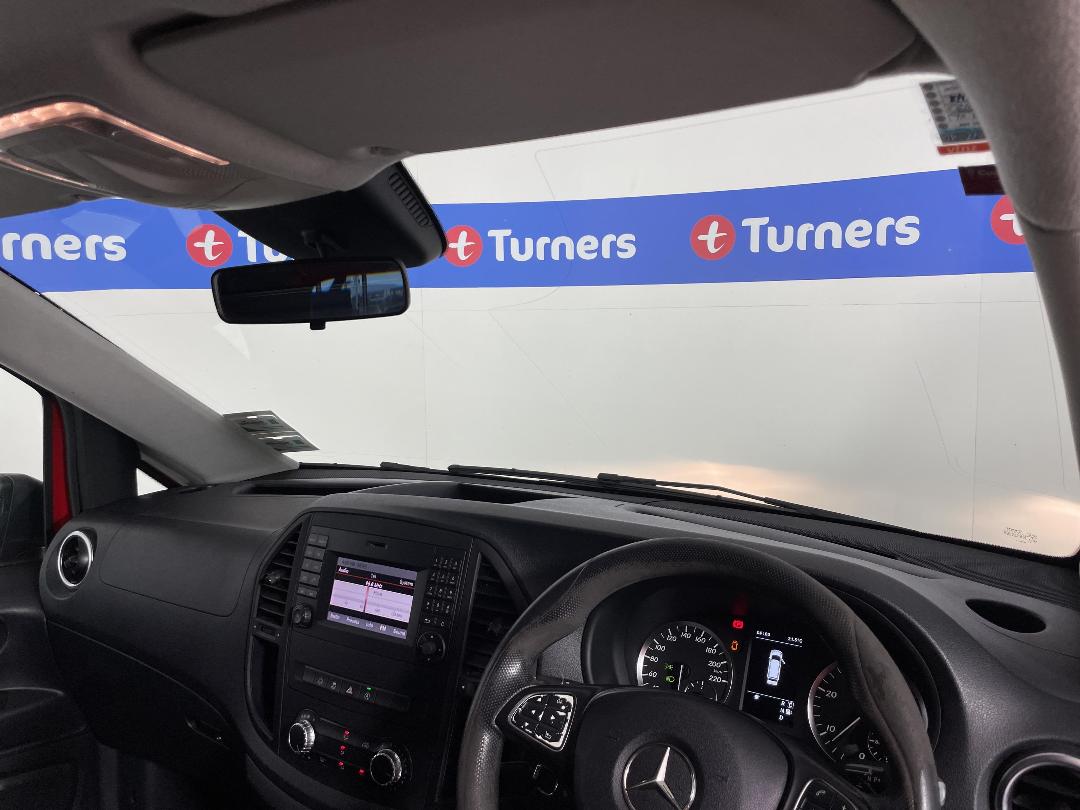 Photo '17' of Mercedes-Benz Vito Photo '17' of Mercedes-Benz Vito