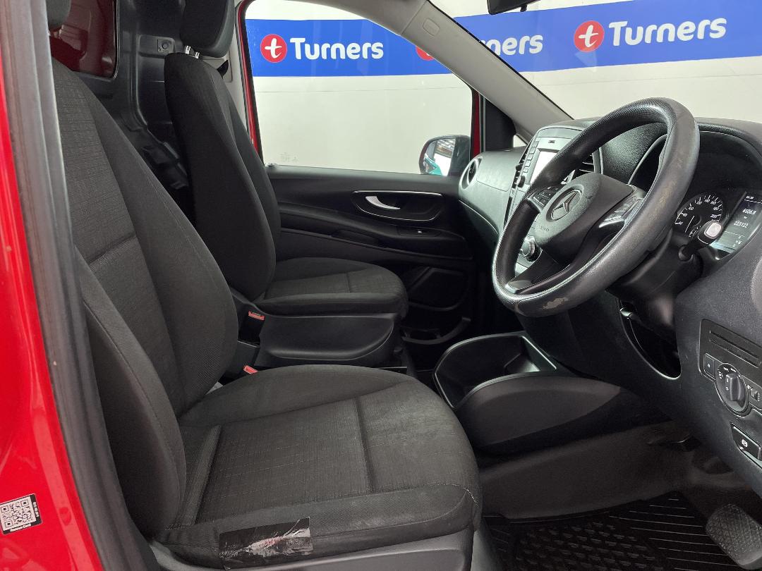 Photo '16' of Mercedes-Benz Vito