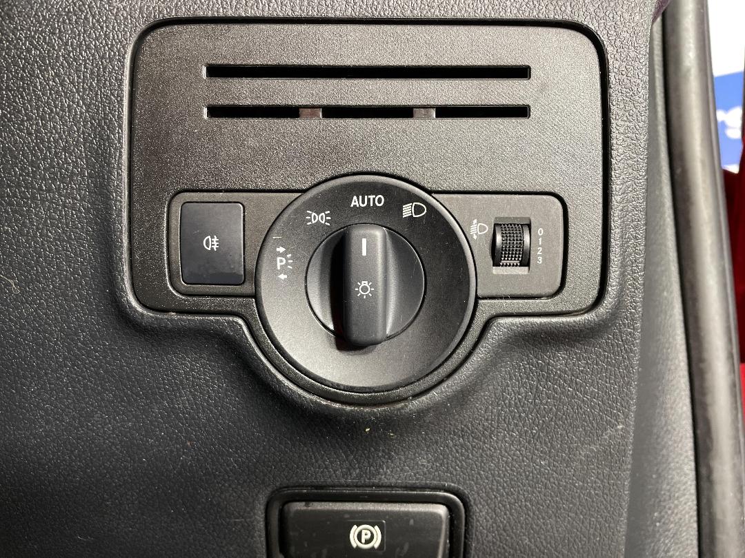 Photo '27' of Mercedes-Benz Vito