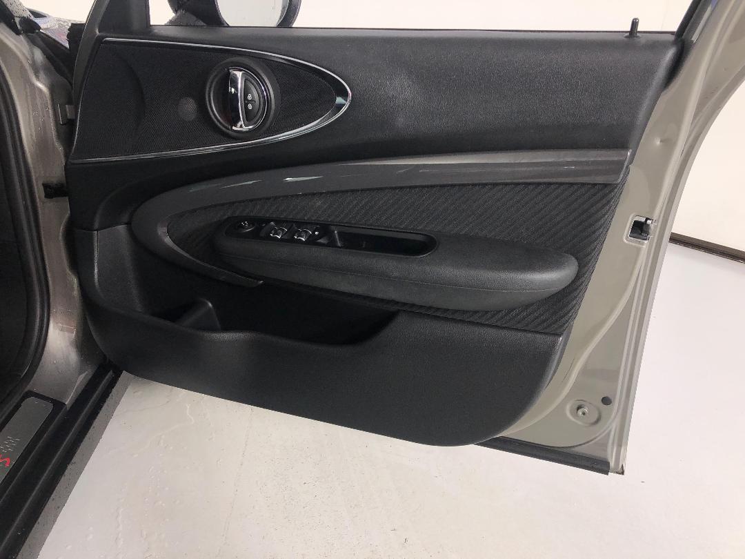 Photo '15' of Mini Clubman