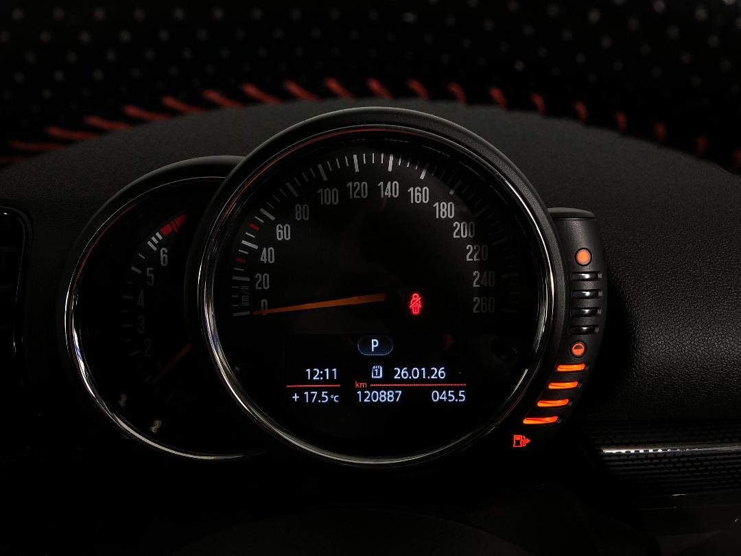 Photo '21' of Mini Clubman