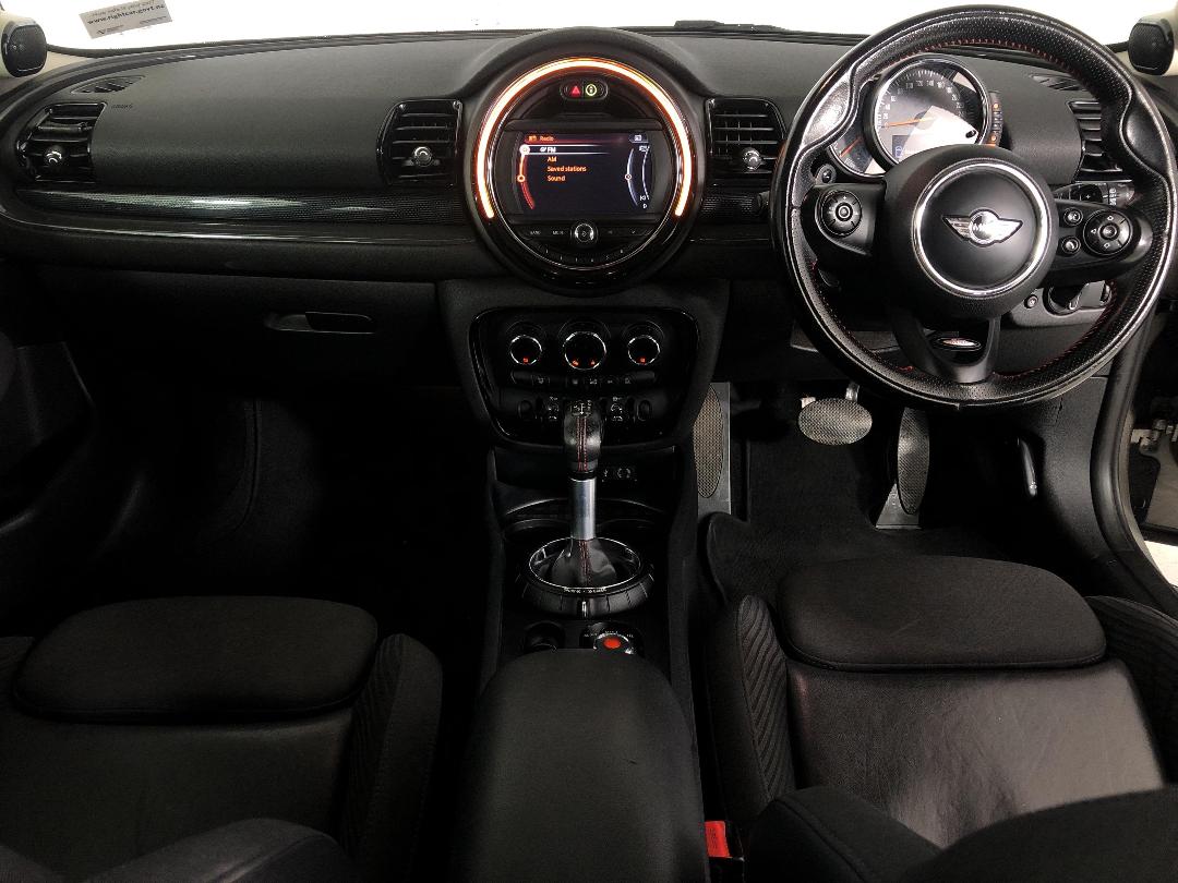 Photo '17' of Mini Clubman