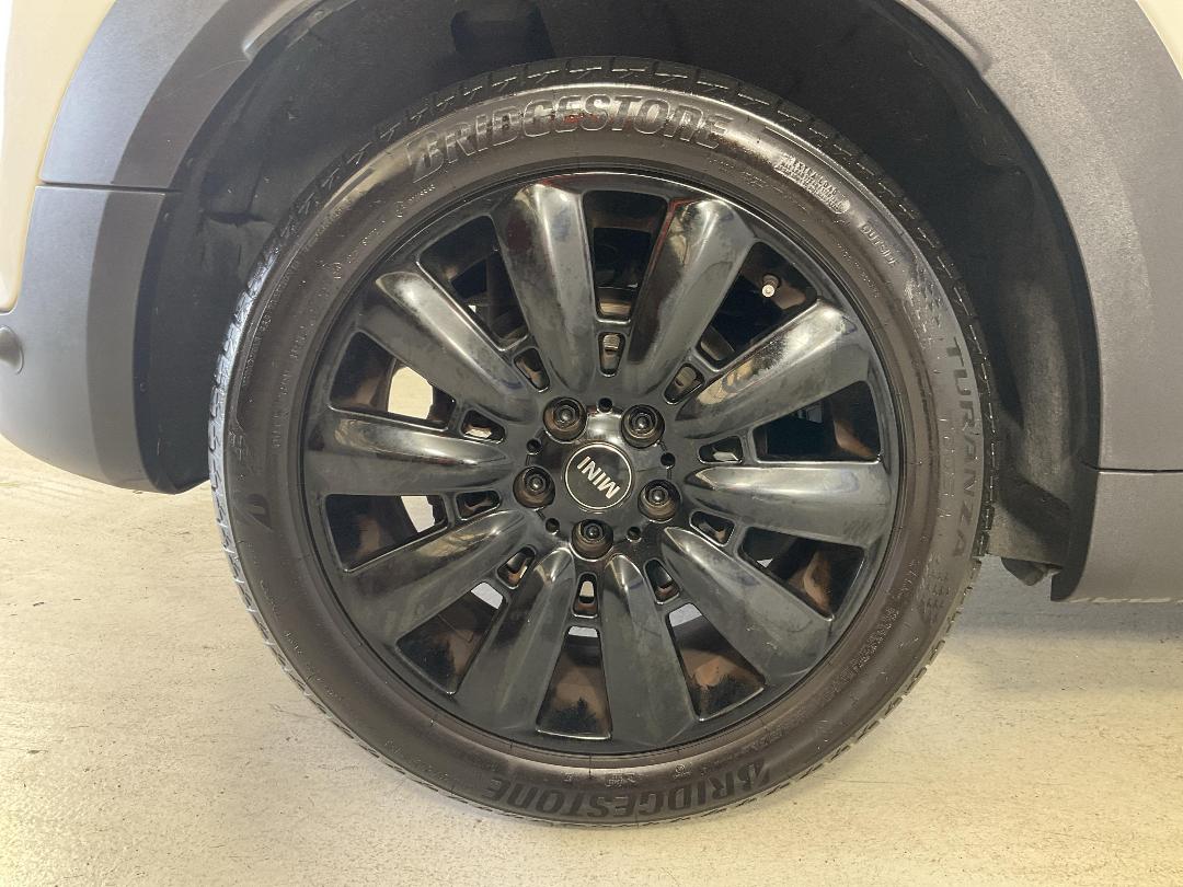 Photo '12' of Mini Countryman