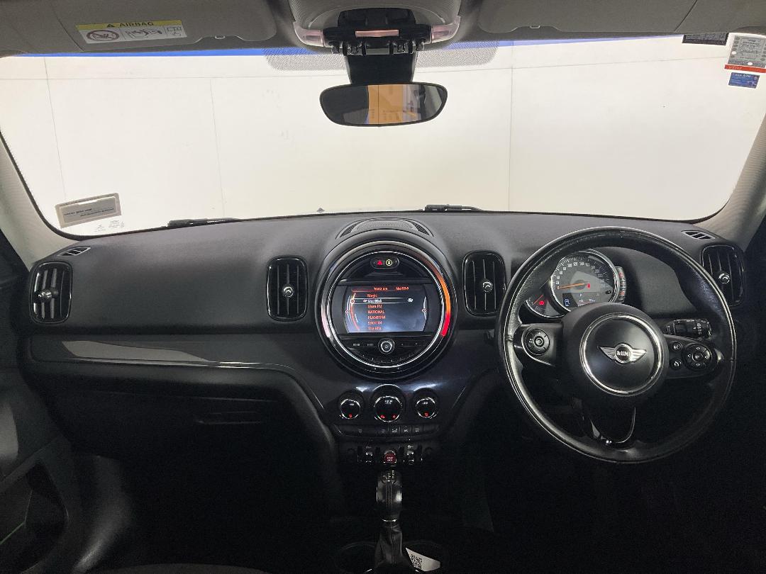 Photo '17' of Mini Countryman