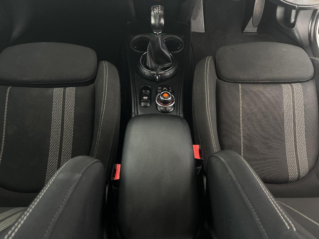 Photo '18' of Mini Countryman