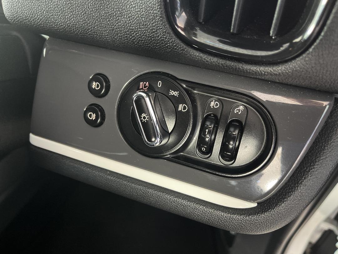 Photo '24' of Mini Countryman