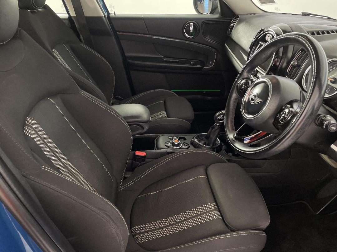 Photo '16' of Mini Countryman