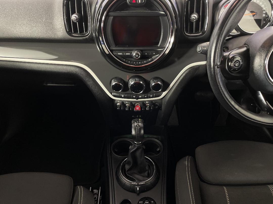 Photo '18' of Mini Countryman