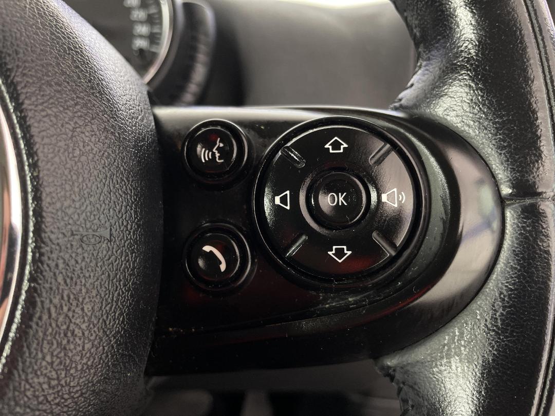 Photo '24' of Mini Countryman